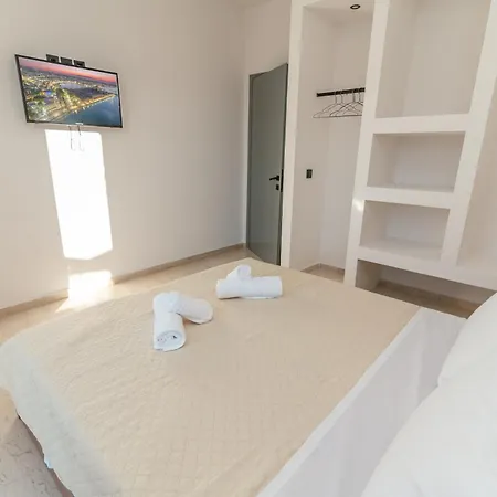 Island Life Apartment *